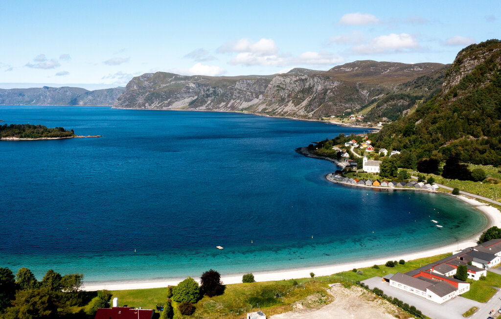 Semesterhus - Selje , Norge - N25069 8