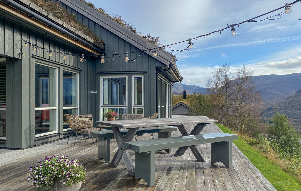 Feriehus - Nordfjordeid , Norge - N25071 1