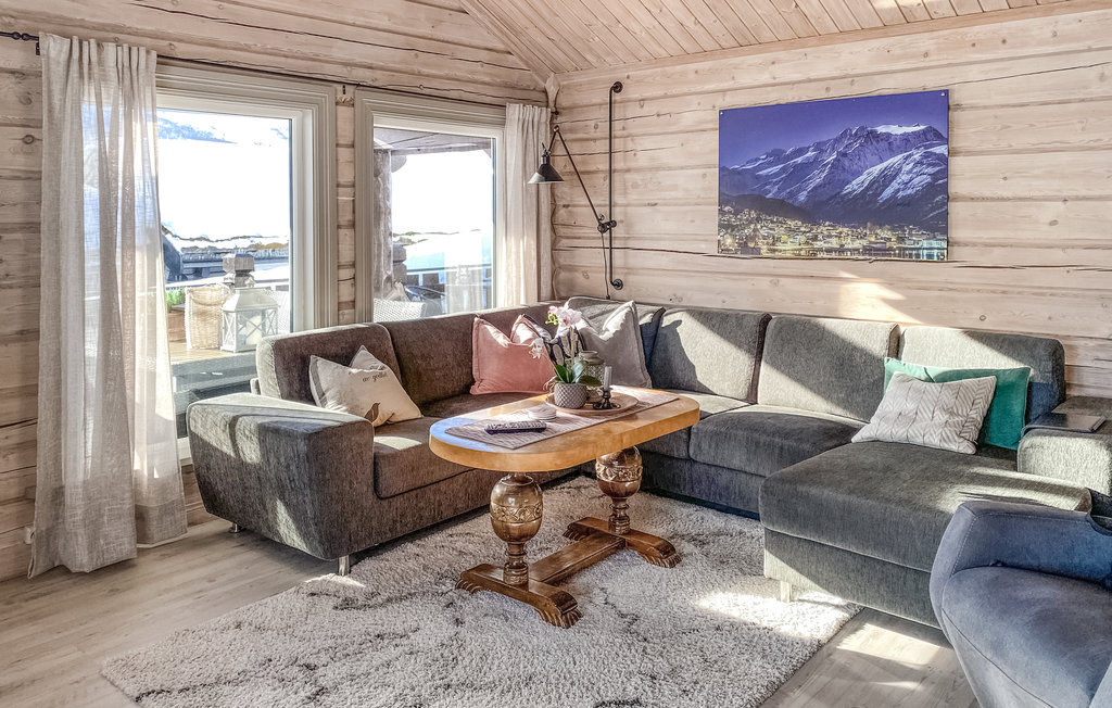 Semesterhus - Straumgjerde , Norge - N27155 15