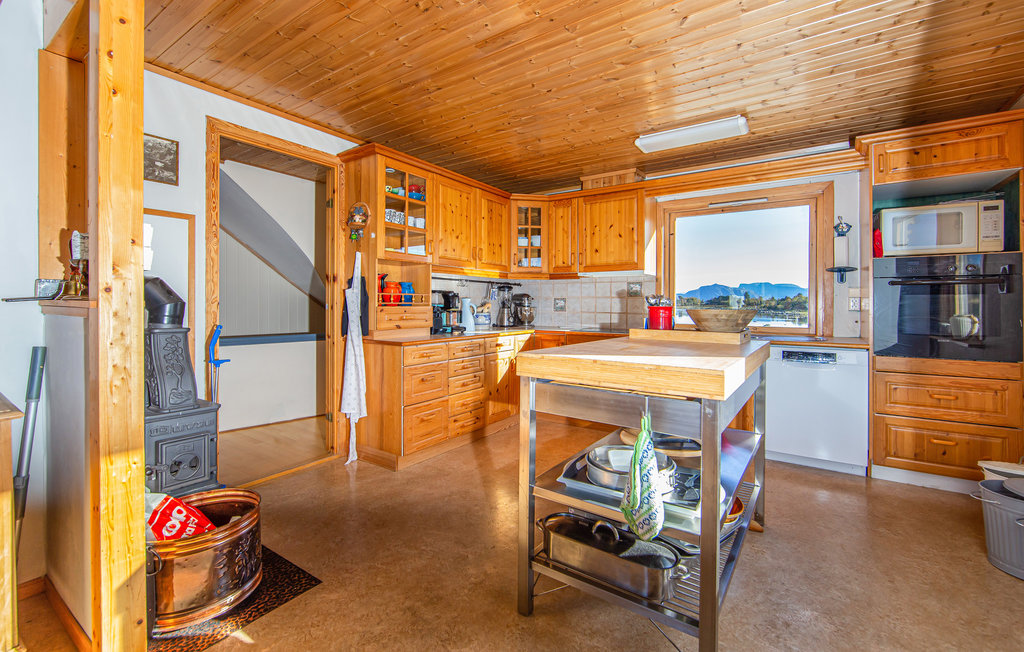 Feriehuse - Fjørtoft , Norge - N27112 3