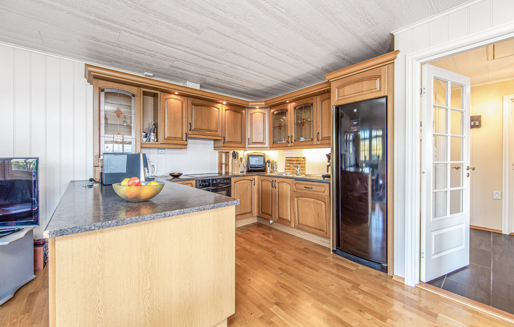 Semesterhus - Sykkylven/Hundeidvik , Norge - N27599 7