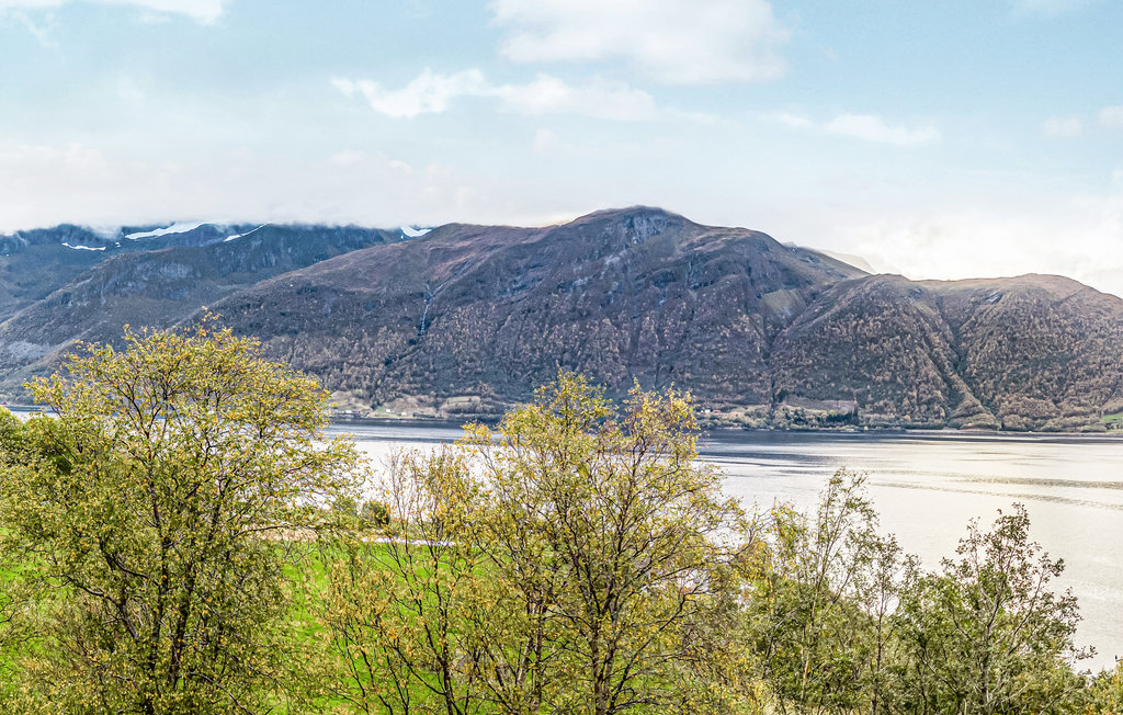 Semesterhus - Sykkylven/Hundeidvik , Norge - N27599 13