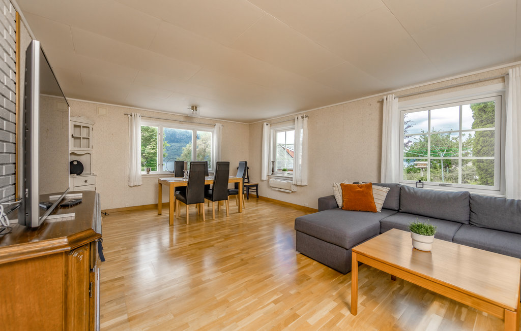 Domy wakacyjne - Mittet / Rauma , Norwegia - N28177 3