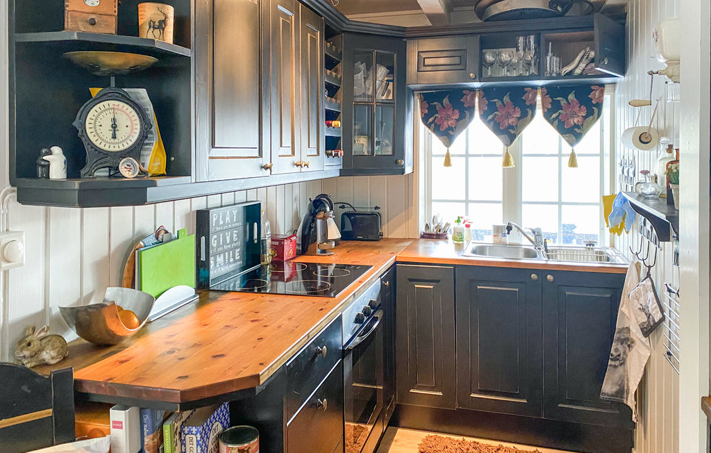 Semesterhus - Molde , Norge - N28139 6