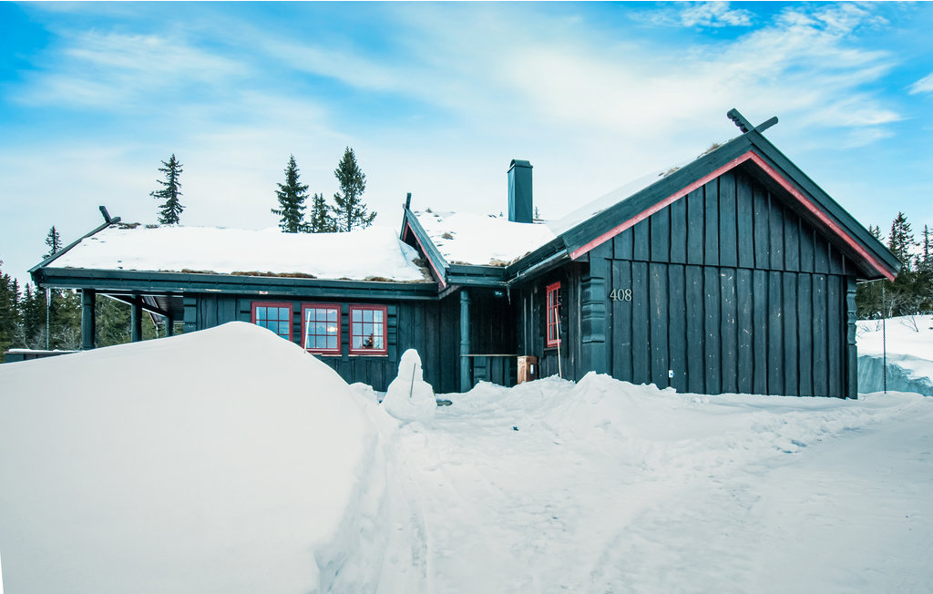 Ben je klaar voor een vakantie met vrienden, familie en spannende natuurervaringen?

Dit huis is op traditionele wijze gebouwd van hout en bedekt met turf op het dak. Het huis is prachtig ingericht en..