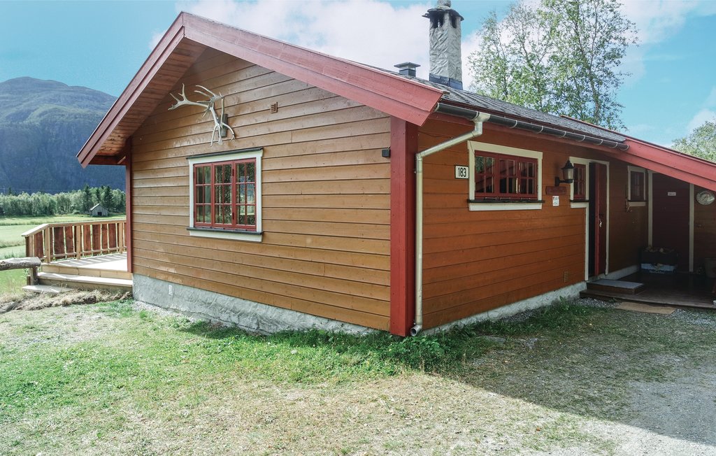 Erleben Sie pure Gemütlichkeit und unvergessliche Naturabenteuer in diesem charmanten Ferienhaus in ruhiger Lage.

Dieses gemütliche Ferienhaus bietet Ihnen alles, was Sie für einen erholsamen Urla..