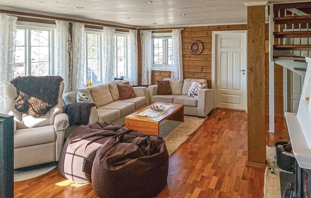 Semesterhus - Åseral/Ljosland , Norge - N34348 2