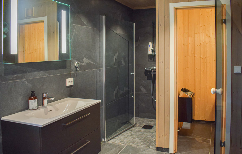 Semesterhus - Nissedal/Treungen , Norge - N35688 19