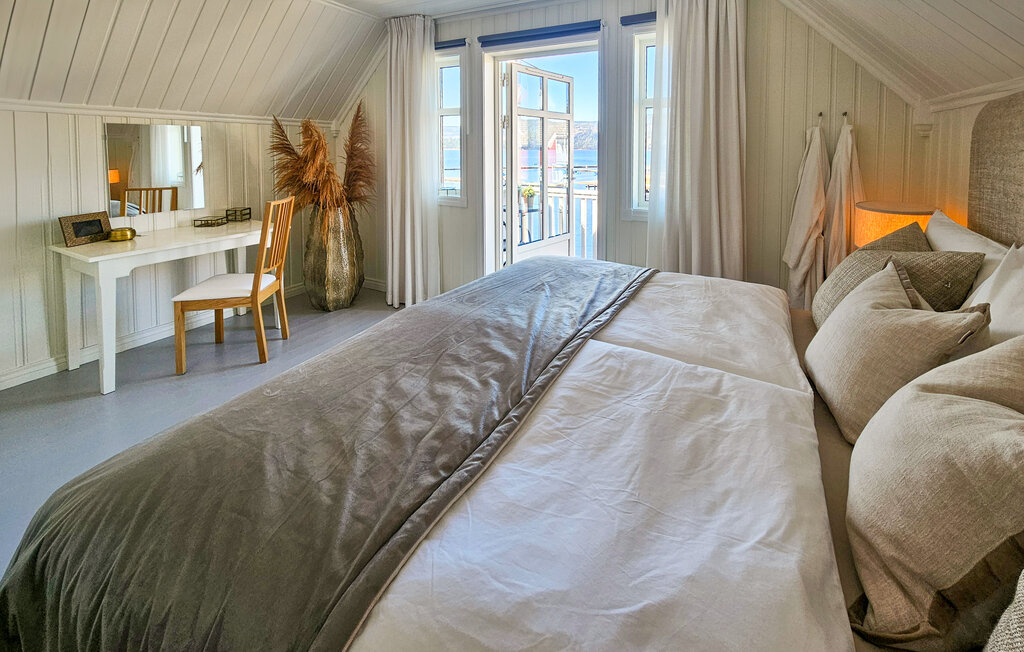 Semesterhus - Holmsbu , Norge - N37717 3