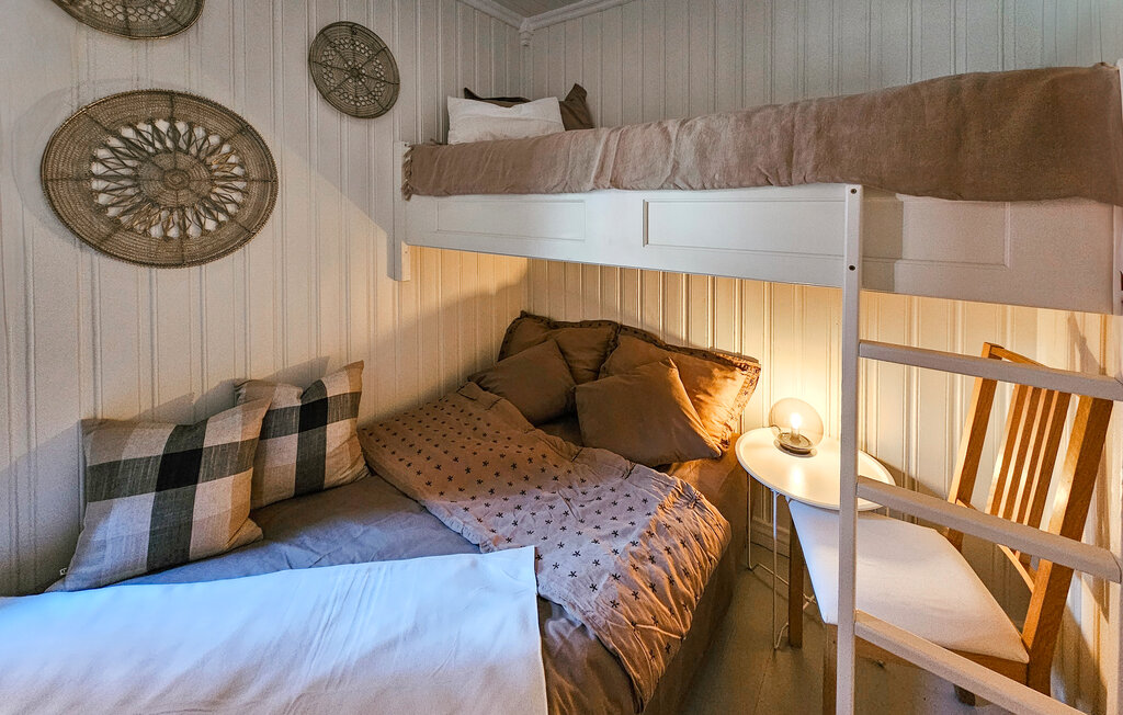 Semesterhus - Holmsbu , Norge - N37717 22