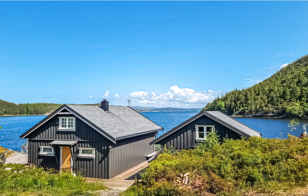 Semesterhus - Fosen/Lysøysundet , Norge - N38068 2