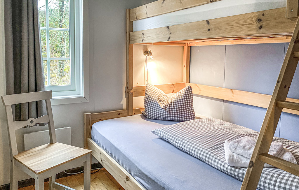 Semesterhus - Offersøy/Hinnøya , Norge - N39192 13