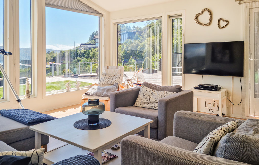 Feriehus - Lyngdal , Norge - NVK193 4