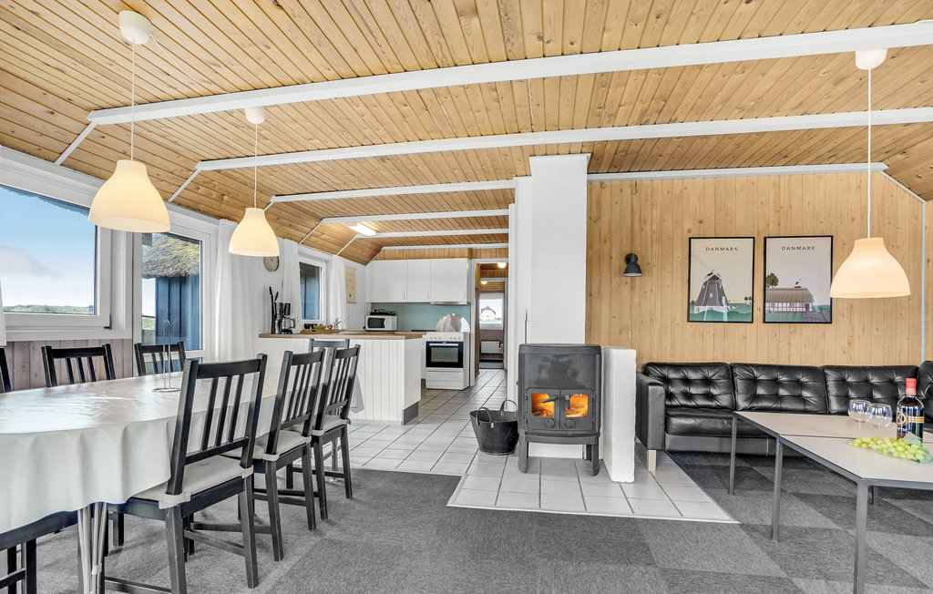 Feriehus - Vejers Strand , Danmark - P32735 5