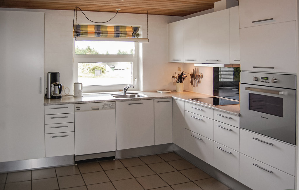 Feriehus - Blåvand , Danmark - P32797 9