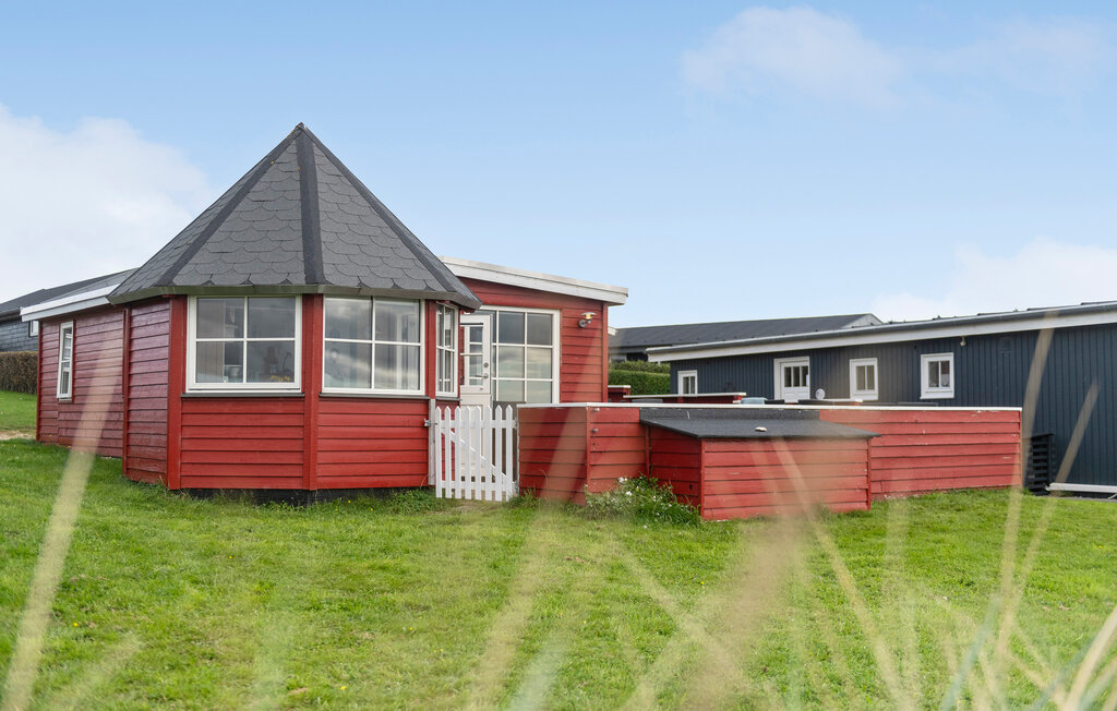 Semesterhus - Sjelborg Strand , Danmark - P33060 1