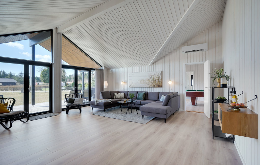 Feriehuse - Henne , Danmark - P42498 3