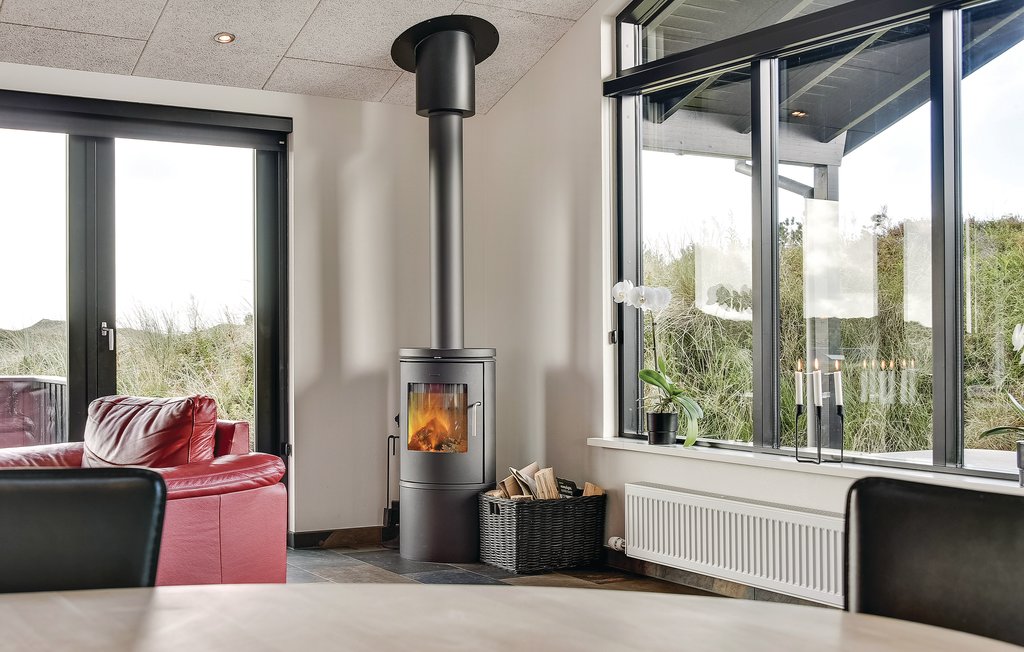 Semesterhus - Henne Strand , Danmark - P42177 25