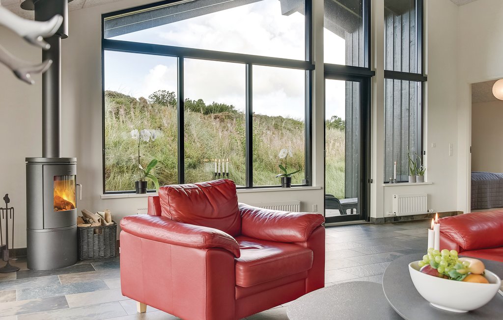 Semesterhus - Henne Strand , Danmark - P42177 24