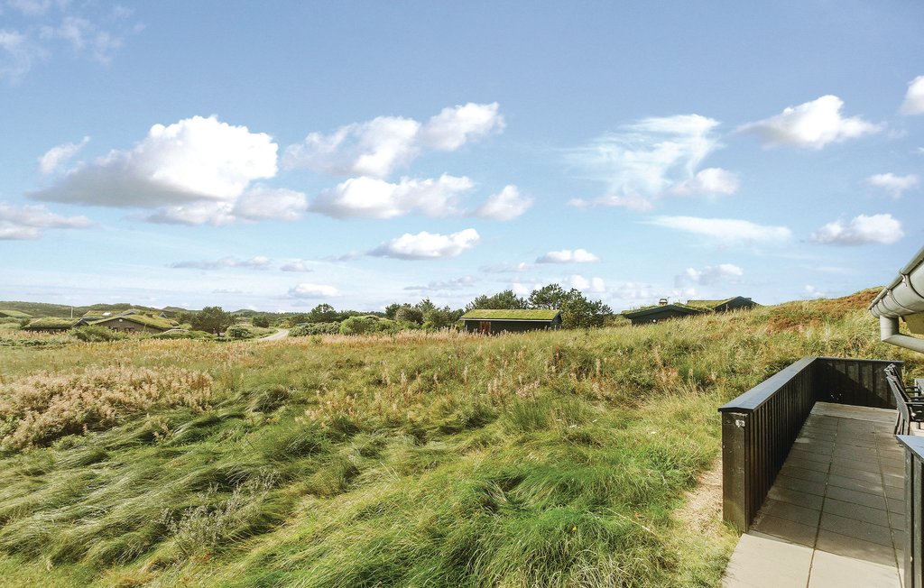 Semesterhus - Henne Strand , Danmark - P42177 15