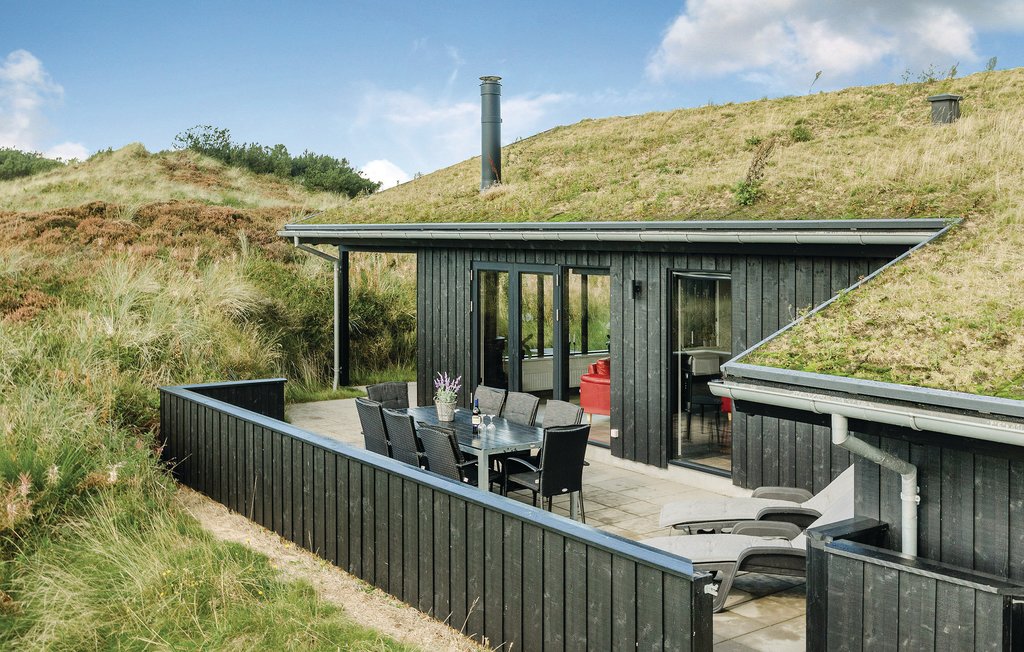 Semesterhus - Henne Strand , Danmark - P42177 7