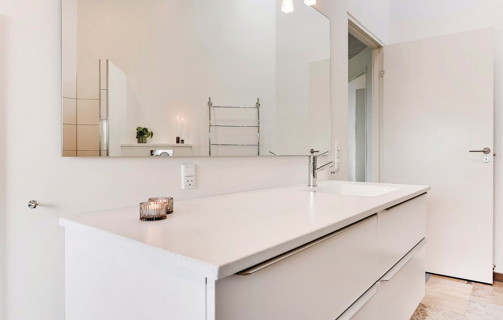 Semesterhus - Henne Strand , Danmark - P42177 41