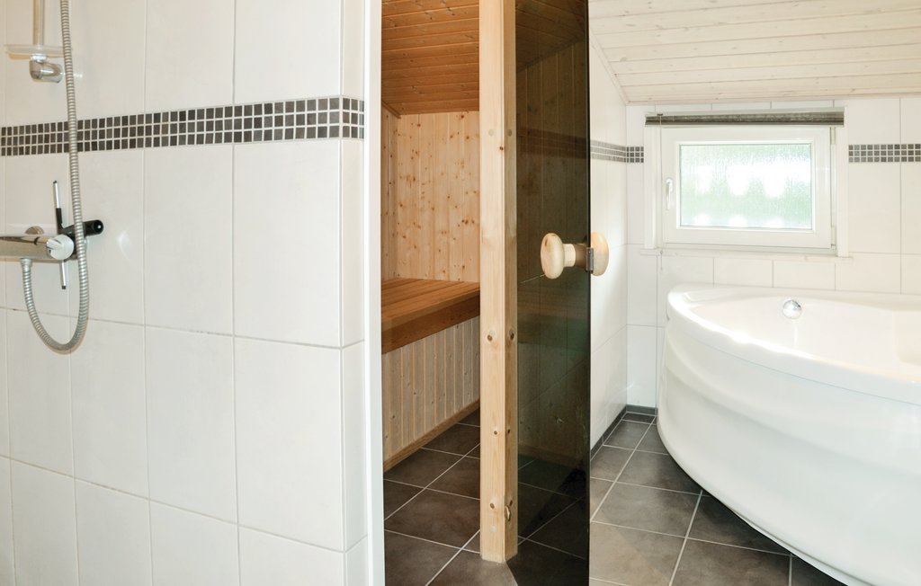 Semesterhus - Henne Strand , Danmark - P42500 7