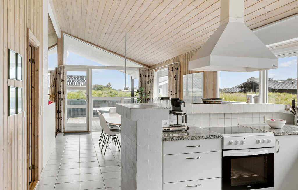 Feriehuse - Henne strand , Danmark - P42683 11