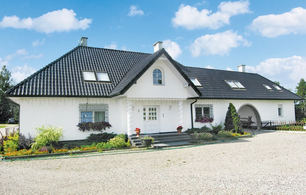 Holiday rental Borowy Mlyn , Poland PKA171 Novasol