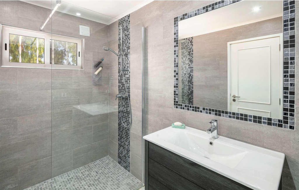 Ferienhaus - Carvoeiro , Portugal - PTA327 18