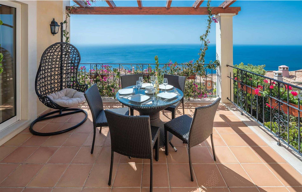 Semesterhus - Palheiro Golf Resort , Portugal - PTM049 13