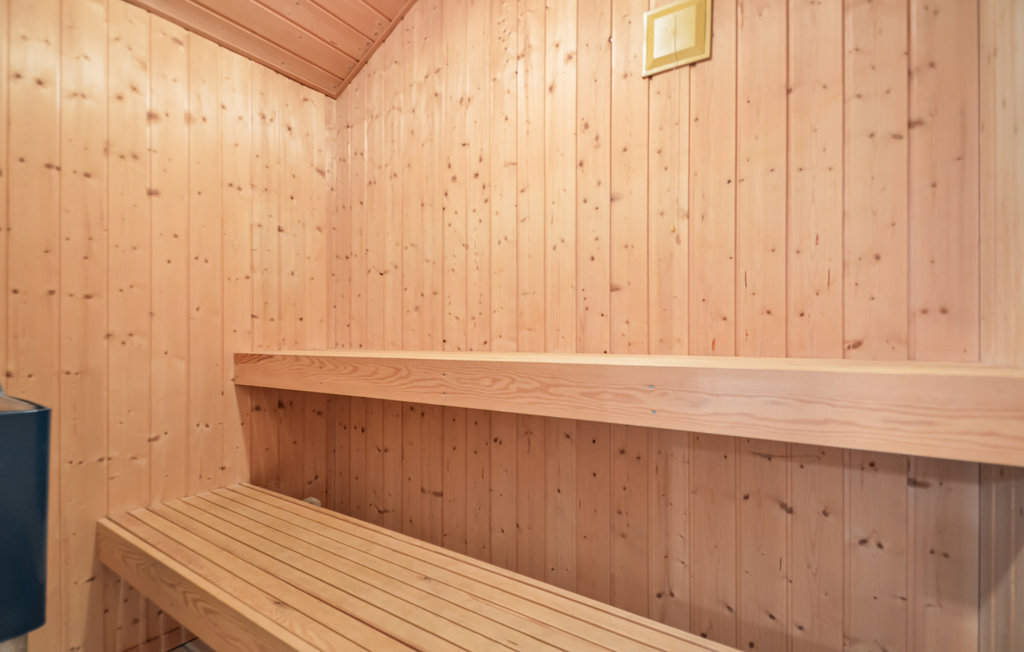 Feriehuse - Sønderstrand , Danmark - R10357 21