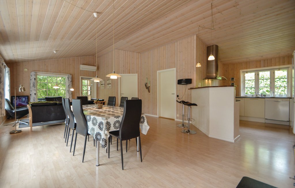 Feriehuse - Sønderstrand , Danmark - R10391 4