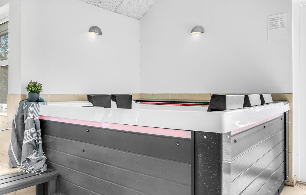 Feriehuse - Sønderstrand , Danmark - R10108 10