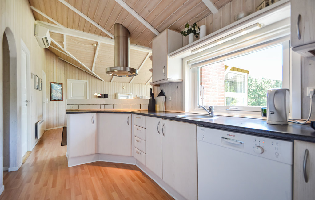 Feriehuse - Sønderstrand , Danmark - R10357 4