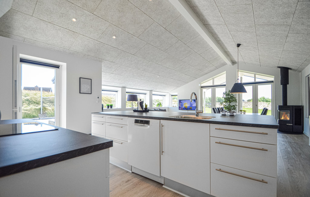 Feriehuse - Lakolk , Danmark - R10237 5