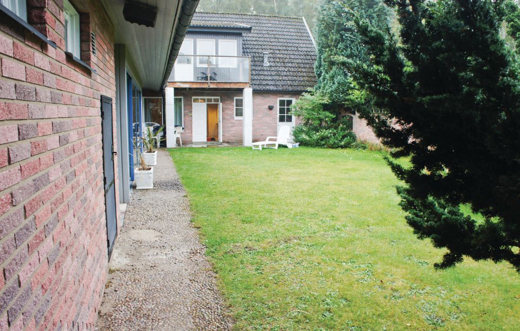 Semesterhus - Nybrostrand , Sverige - S01247 12