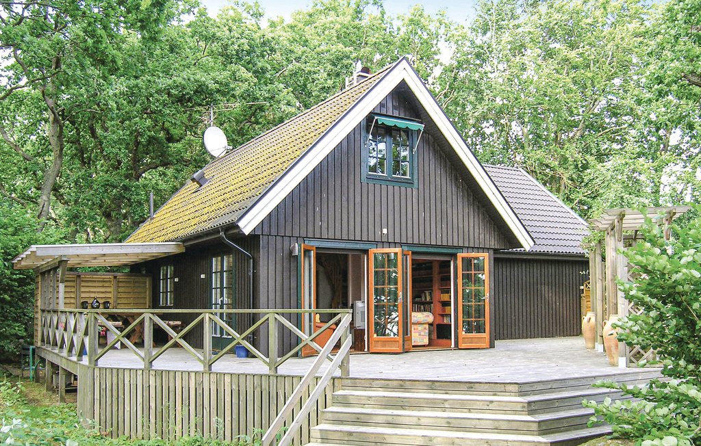 Semesterhus - Landön , Sverige - S01365 1