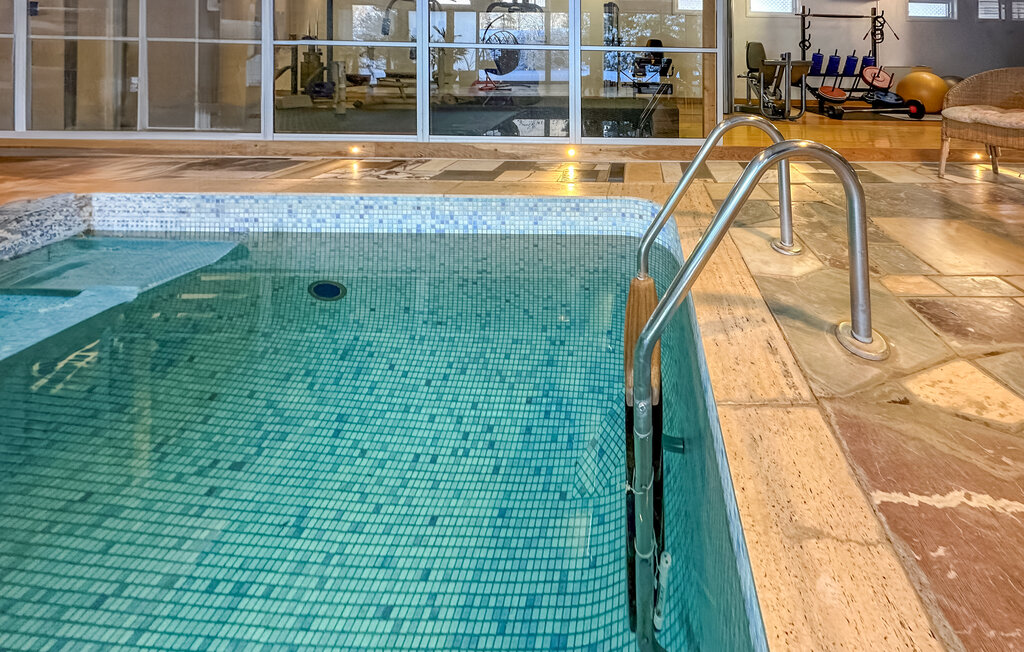 Semesterhus - Nybrostrand , Sverige - S01247 11