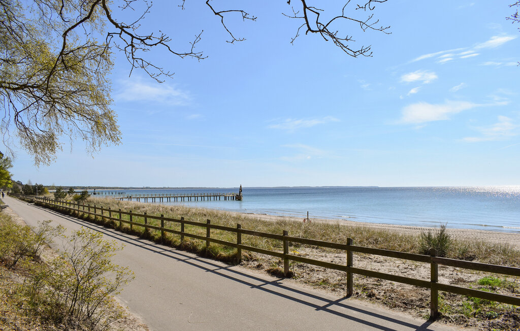 Semesterhus - Ystad , Sverige - S01240 37