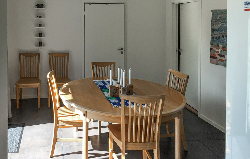 Stuga i Steninge, 8 bäddar – bild 4 av 5