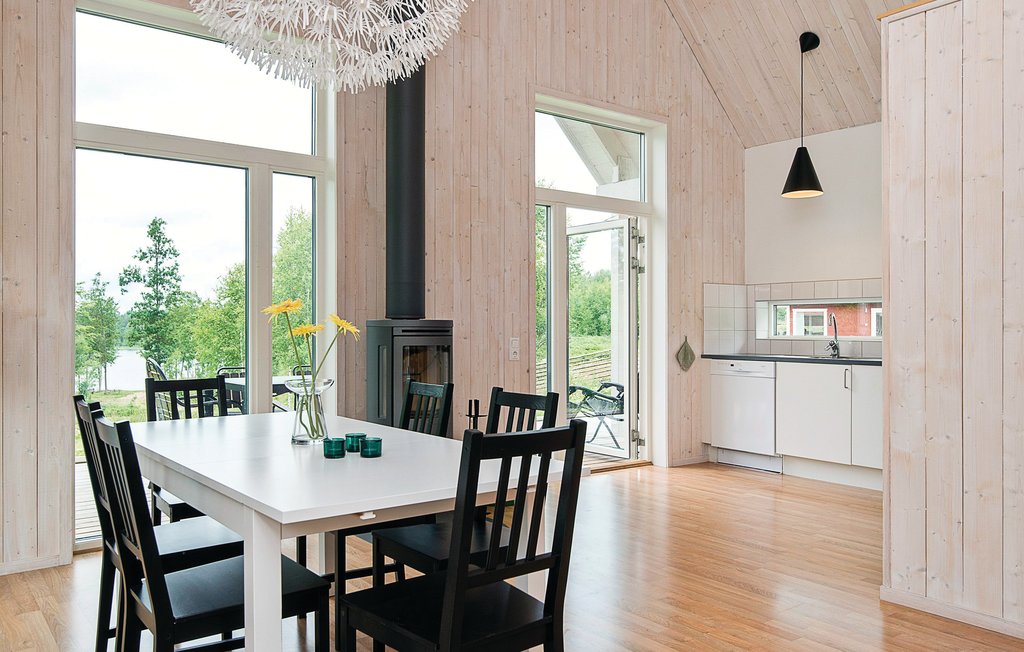 Stuga i Holmsjö, 6 bäddar – bild 2 av 5