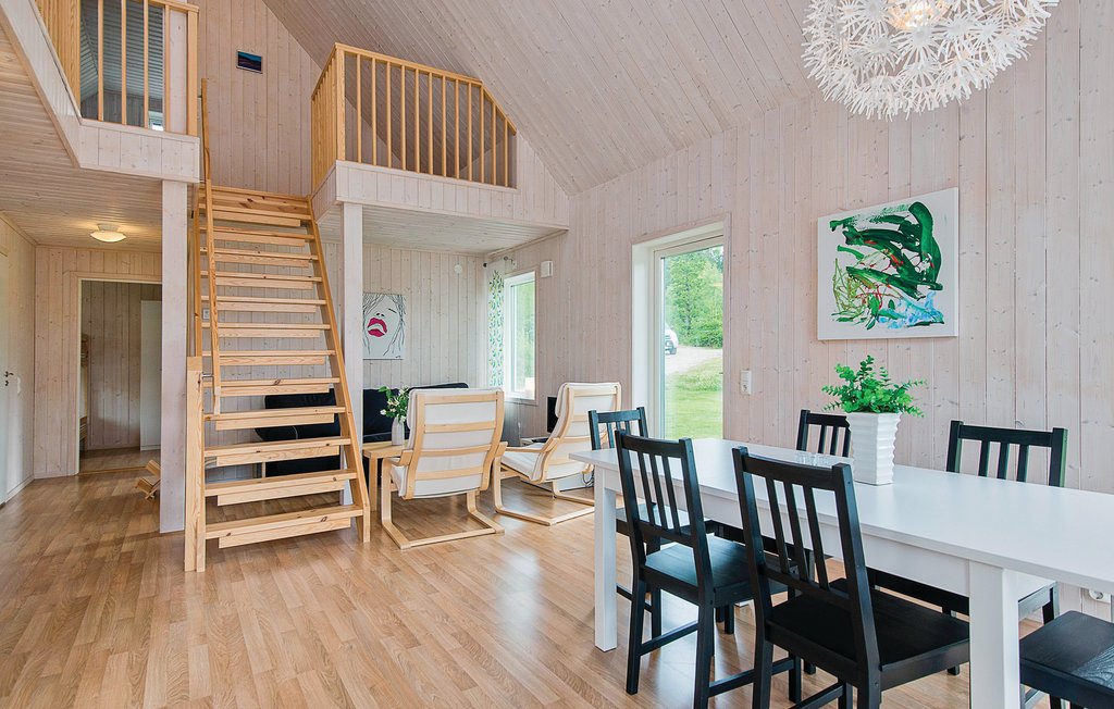 Stuga i Holmsjö, 6 bäddar – bild 3 av 5