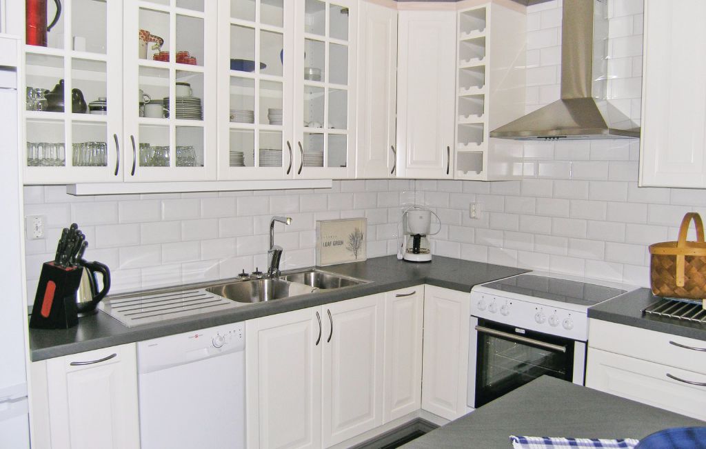 Semesterhus - Lagan , Sverige - S04002 12