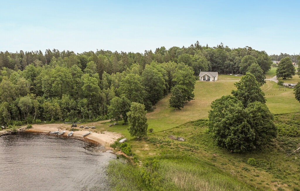 Stuga i Bolmsö, 6 bäddar – bild 2 av 5
