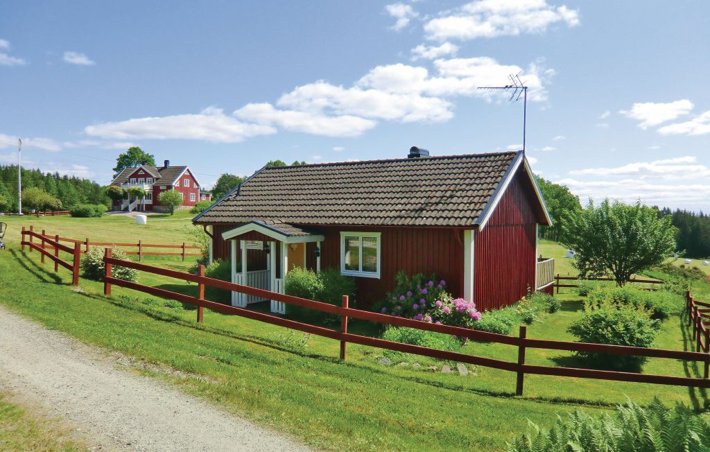 Semesterhus - Hässelåkra/Vetlanda , Sverige - S05119 1