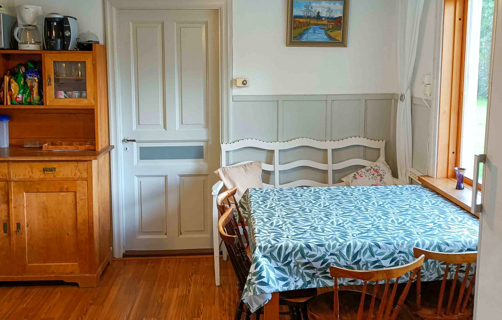 Stuga i Sandsjöfors, 6 bäddar – bild 4 av 5