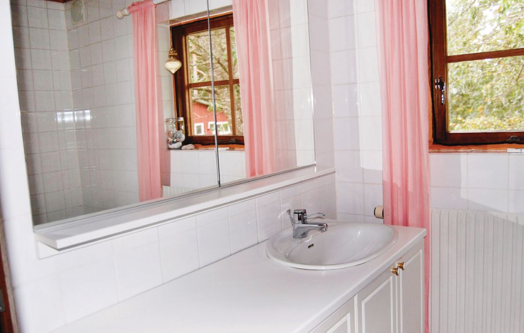 Semesterhus - Blomstermåla , Sverige - S06366 10