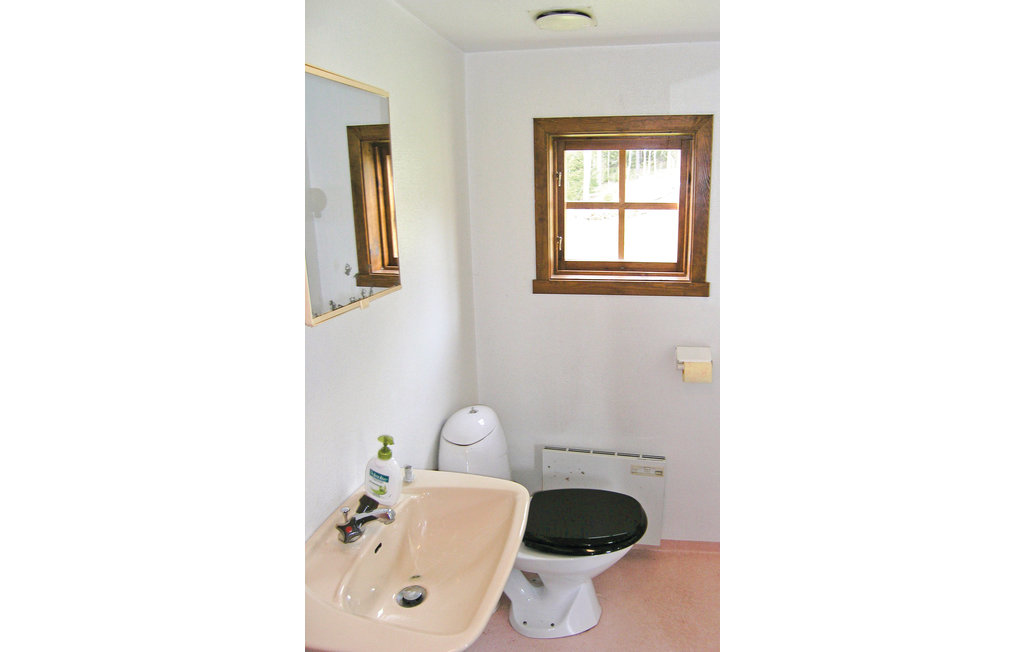Semesterhus - Hjältevad , Sverige - S06025 9