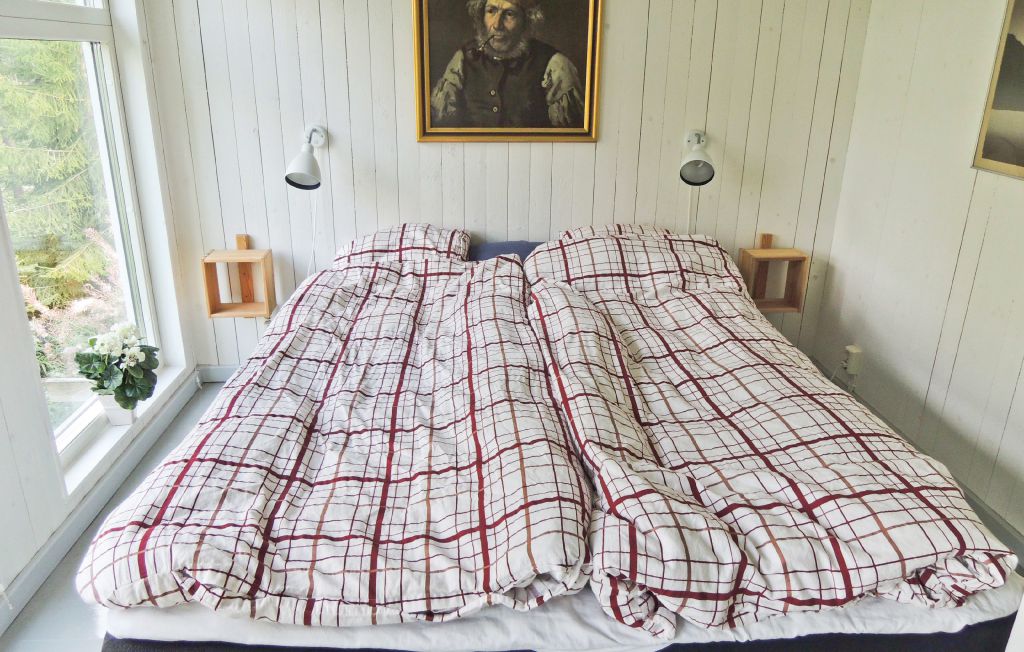 Semesterhus - Lammhult , Sverige - S06115 15